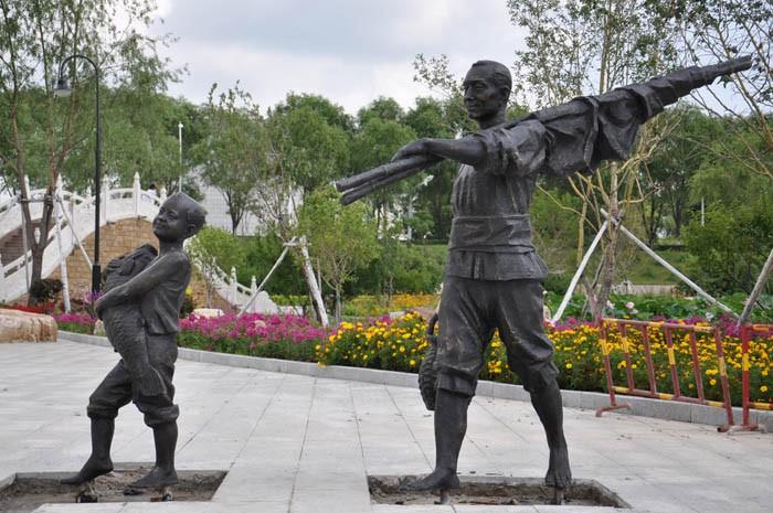 玻璃鋼人物雕塑